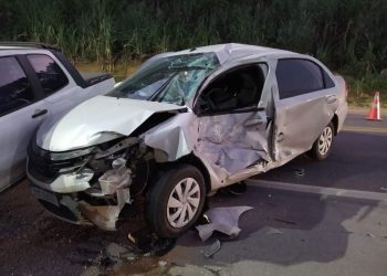 Prefeito de Sooretama fica ferido após se envolver em acidente na BR-101