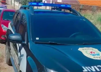 Homem é preso suspeito de matar e beber sangue da vítima