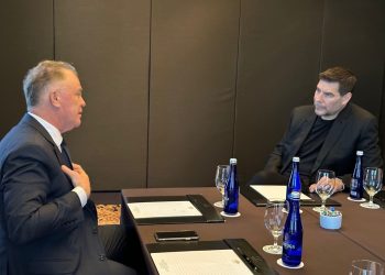 Casagrande se reúne com executivo da plataforma Shein na América Latina
