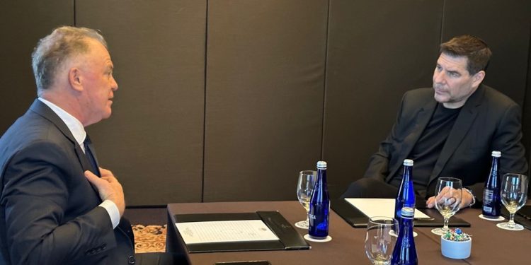 Casagrande se reúne com executivo da plataforma Shein na América Latina