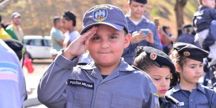 Polícia Militar do Espírito Santo convida filhos e netos de PMs para participar do desfile cívico-militar de 23 de maio