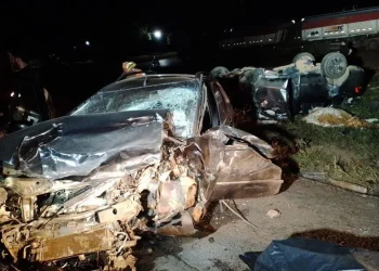 Acidente mata quatro pessoas e deixa duas em estado grave na BR-262