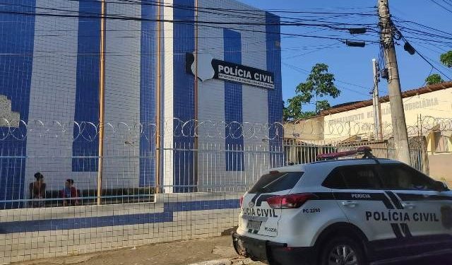 Homem vai ao posto da polícia, tenta fazer Carteira de Identidade falsa e acaba preso em Colatina