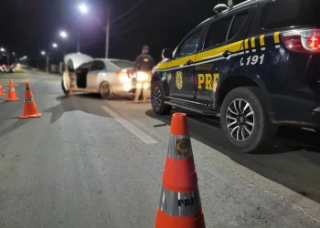 Foragido da Justiça vai para festa com carro roubado e acaba sendo preso dirigindo embriagado na BR-259, em Baixo Guandu
