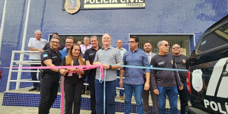 Casagrande entrega obras e anuncia novos investimentos em Itaguaçu