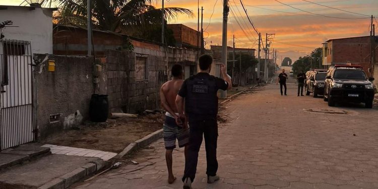 Ação da polícia em Sooretama e Rio Bananal: suspeitos de roubo, tráfico e estupro são presos