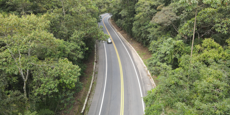 Ministro dos Transportes assina ordem de serviço para projeto de adequação da BR-262/ES, nesta terça-feira (13)