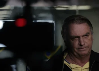 Jair Bolsonaro se pronuncia após ficar inelegível: “Facada”