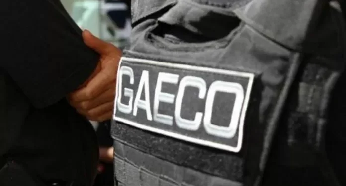 Além de cinco pessoas presas, polícia apreende iates e helicóptero durante operação contra o crime organizado no ES