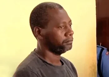 Número de mortos em seita de jejum no Quênia passa de 300