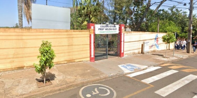Ataque a tiros em escola no Paraná deixa uma menina morta