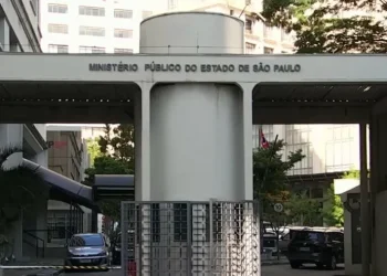 PCC investe em candidatos para concursos de juízes e MP, diz TV