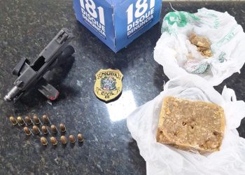 Três pessoas são presas em flagrante durante ação policial em Linhares