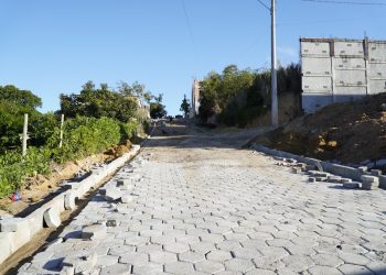 Obras de infraestrutura prosseguem em São Mateus; mais ruas do bairro Aviação ganham pavimentação