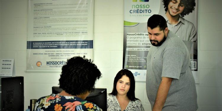 Sala do Empreendedor é sucesso: Programa Crescendo Juntas libera mais de R$ 210 mil de financiamento em um mês e é prorrogado em São Mateus
