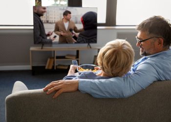 Procon-ES notifica Netflix sobre cobrança de compartilhamento de senhas