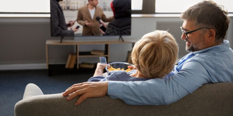 Procon-ES notifica Netflix sobre cobrança de compartilhamento de senhas