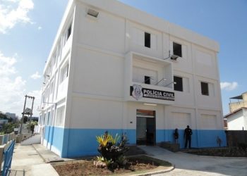 Tio e sobrinho são presos suspeitos de roubar colheitas de café no ES