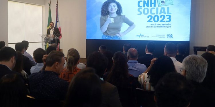 Inscrições abertas para mais 3.500 vagas no Programa CNH Social 2023