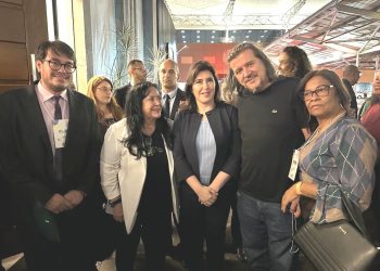 Prefeito Daniel Santana vai à ministra Simone Tebet pela independência do Ceunes e curso de Medicina
