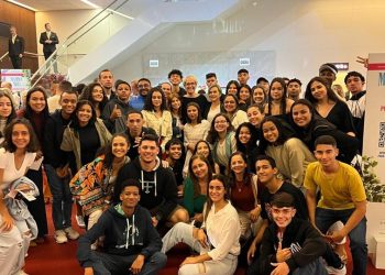 Escola de Ecoporanga promove viagem pedagógica ao Rio de Janeiro