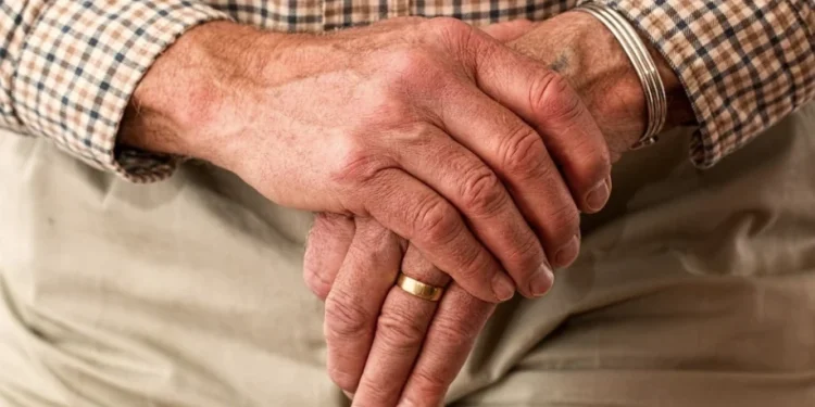 Homem morre aos 127 anos em MG, aponta cartório