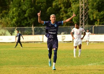Vitória-ES supera Ceilândia-DF em 1º duelo do mata-mata da Série D