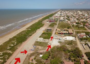 Com a Avenida Oceano Atlântico em obras, em Guriri, prefeitura cria rota alternativa para não prejudicar o trânsito
