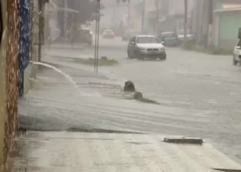 Alerta de temporais e chuva forte ainda nesta quinta-feira (20) no Espírito Santo