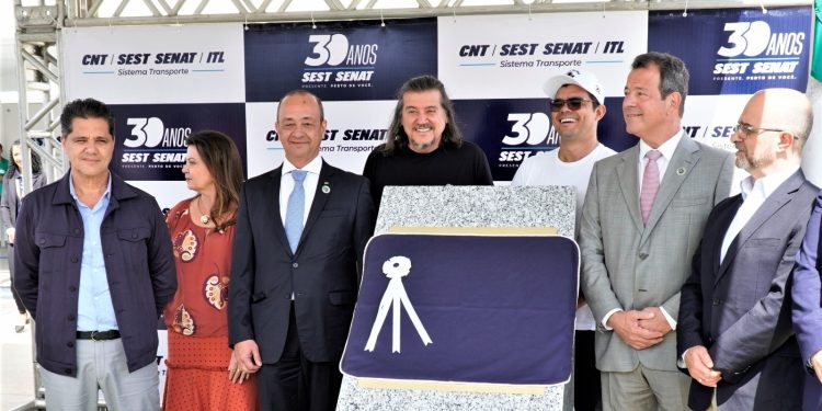 Com a presença do vice-governador Ricardo Ferraço e do prefeito Daniel Santana, Sest-Senat São Mateus inaugura nova sede