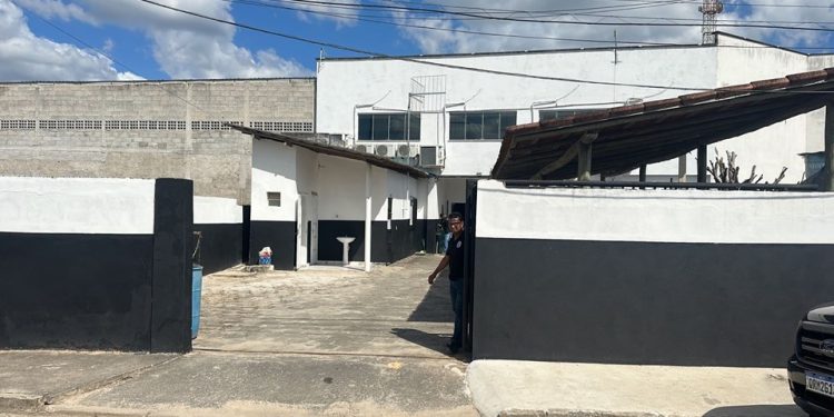 Foragido da justiça vai a delegacia registrar boletim de ocorrência e acaba preso em Sooretama