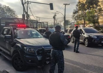Operação da polícia deixa ao menos dez mortos no RJ