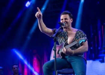 “Ainda tô aí! Tô nessa moda que cê tá ouvindo”: Eduardo Costa é um dos shows de destaque na EXPOSAMA 2023