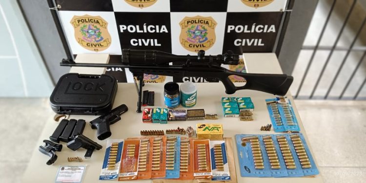 Polícia apreende armas de fogo e mais de mil munições durante operação em Nova Venécia