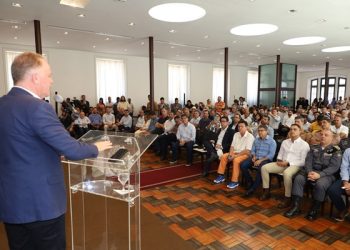 Governo do Estado anuncia investimentos de R$ 1,5 bilhão em 32 municípios