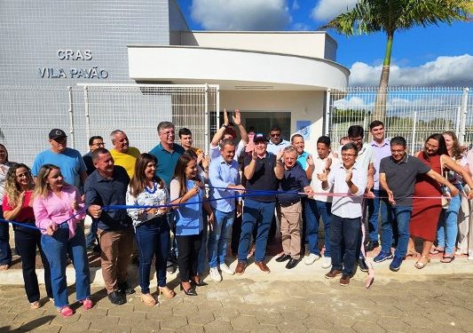 Governo do Estado inaugura obras e anuncia novos investimentos em Vila Pavão