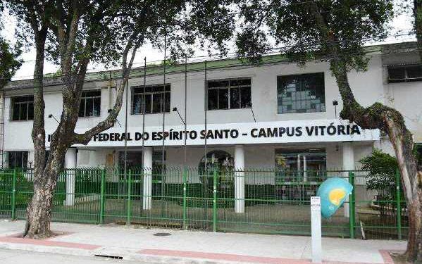 Ifes abre mais de mil vagas em cursos técnicos gratuitos, há aulas ofertadas nos Campos de São Mateus e Nova Venécia; veja como se inscreve.