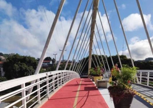 Em Nova Venécia, vândalos furtam cabos da rede elétrica da Passarela