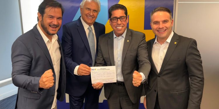 Marcelo Santos aceita convite e se filia ao União Brasil