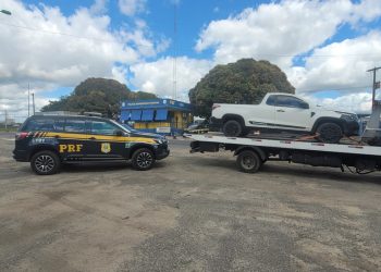 Carro clonado é apreendido pela PRF em São Mateus