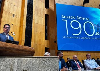 Assembleia Legislativa comemora 190 anos reunindo deputados, ex-deputados e chefes de poder