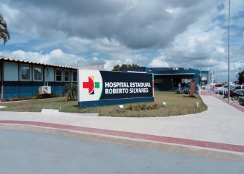 Paciente desarma vigilante e efetua disparos em hospital de São Mateus